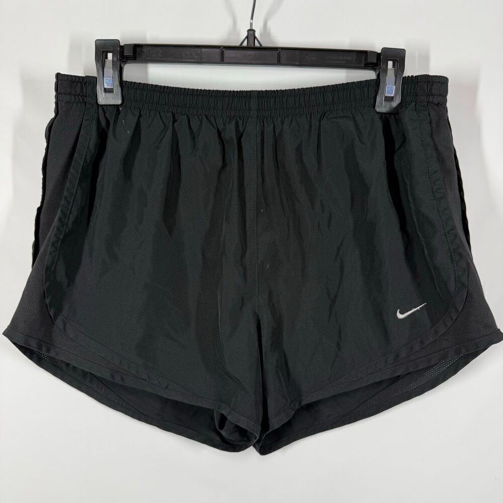 Nike Women’s tempo short running lined black size medium